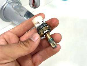Cartridge still installed in the faucet